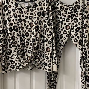 Stars Above Size XL two-piece loungewear animal print
